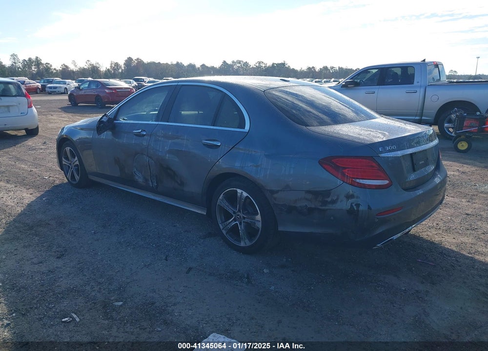 2018 MERCEDES-BENZ E 300 VIN: WDDZF4JB8JA471974