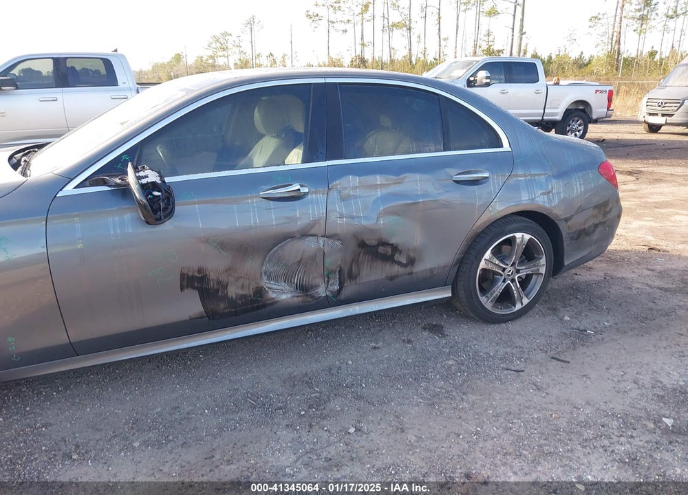 2018 MERCEDES-BENZ E 300 VIN: WDDZF4JB8JA471974
