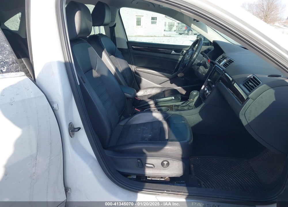 2014 VOLKSWAGEN PASSAT VIN: 1VWCN7A37EC041521