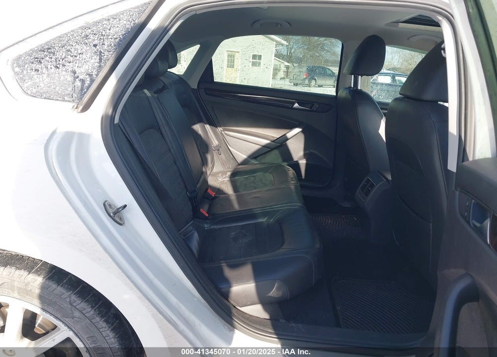 2014 VOLKSWAGEN PASSAT VIN: 1VWCN7A37EC041521