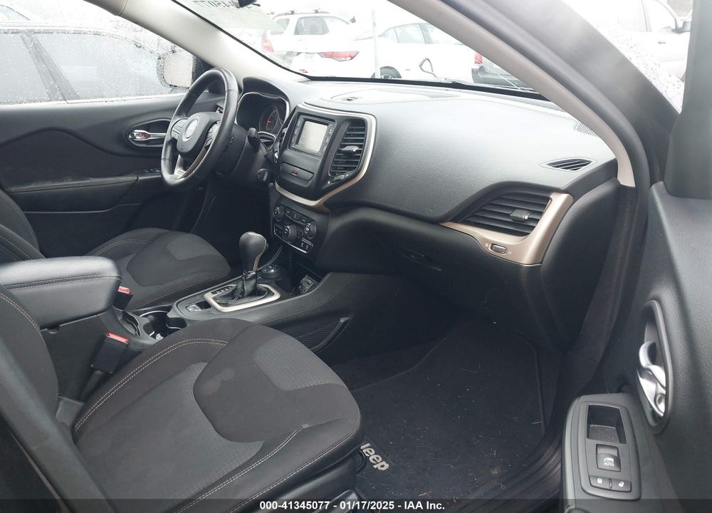 2015 JEEP CHEROKEE LATITUDE VIN: 1C4PJMCB1FW793184
