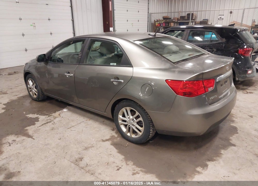 2012 KIA FORTE VIN: KNAFU4A21C5543173