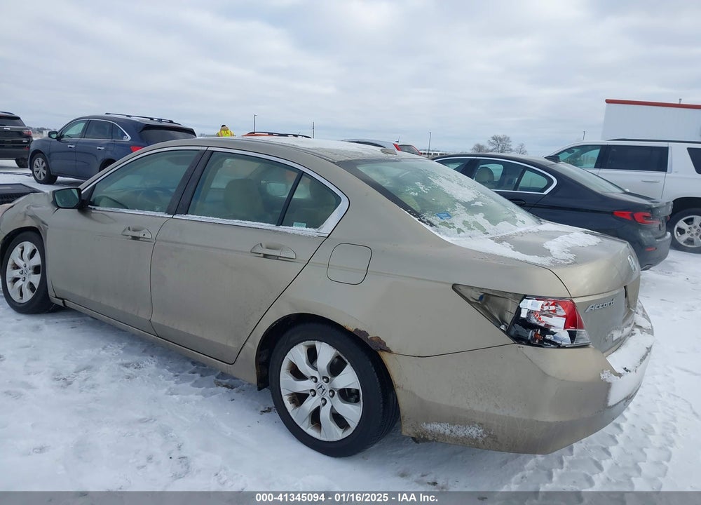 2008 HONDA ACCORD VIN: JHMCP26828C028957