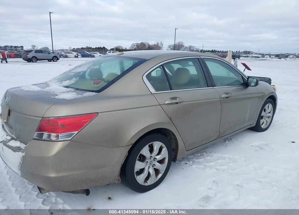 2008 HONDA ACCORD VIN: JHMCP26828C028957