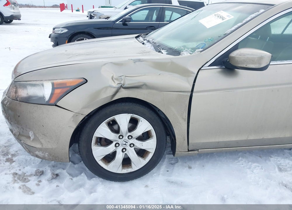 2008 HONDA ACCORD VIN: JHMCP26828C028957