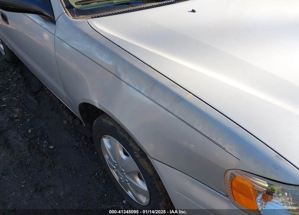 2002 TOYOTA COROLLA CE VIN: 2T1BR12E02C548960