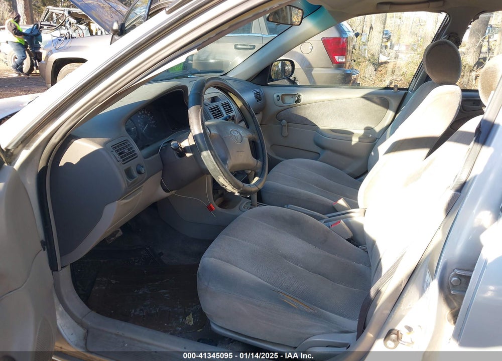 2002 TOYOTA COROLLA CE VIN: 2T1BR12E02C548960