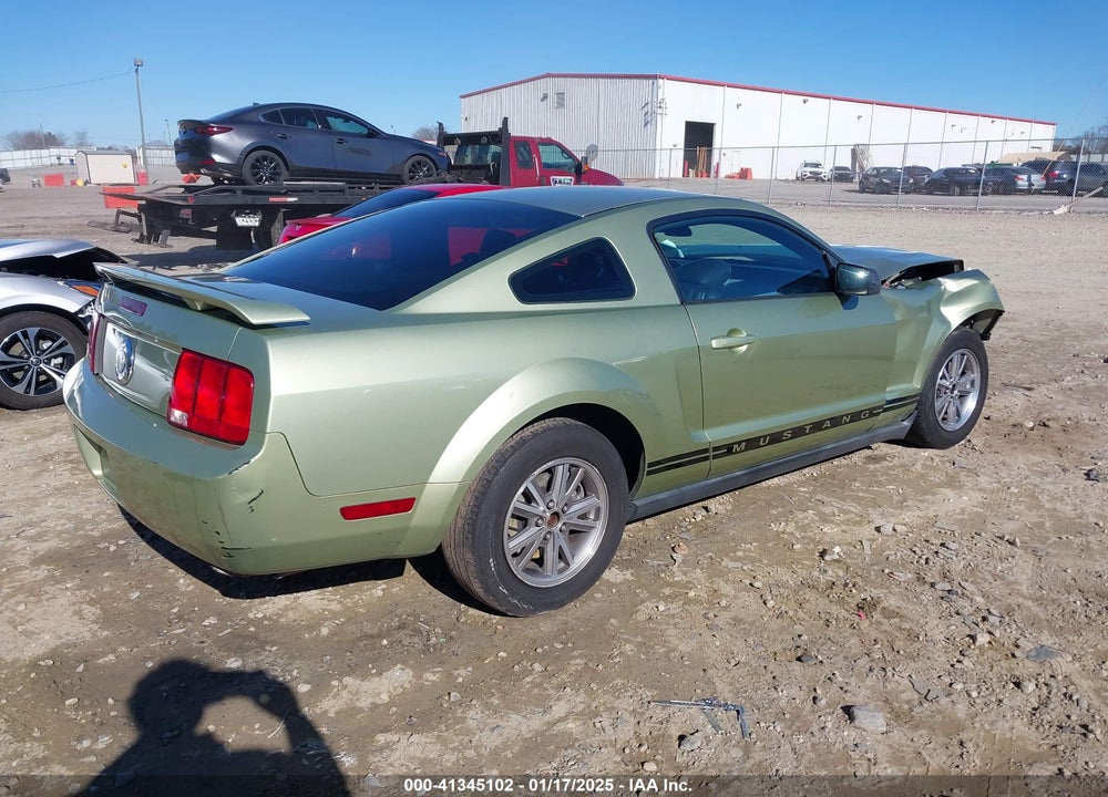 2005 FORD MUSTANG V6 DELUXE/V6 PREMIUM VIN: 1ZVFT80N355242672