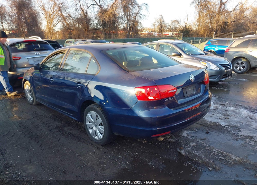 2011 VOLKSWAGEN JETTA 2.0L S VIN: 3VW1K7AJ9BM018962