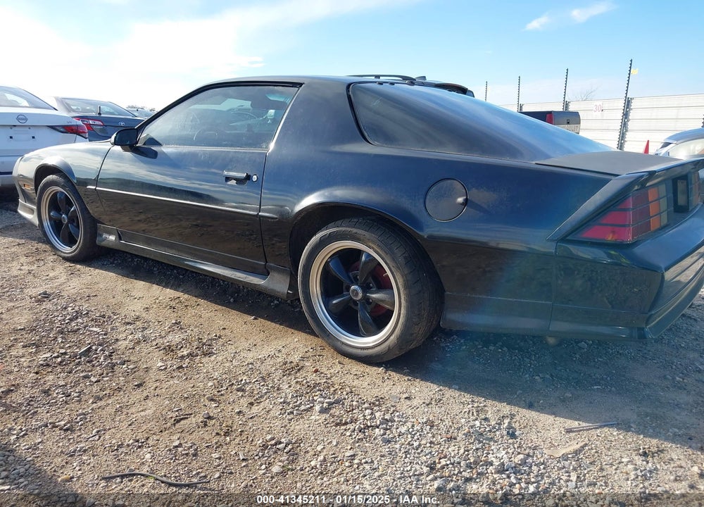 1992 CHEVROLET CAMARO RS VIN: 1G1FP23E4NL163886