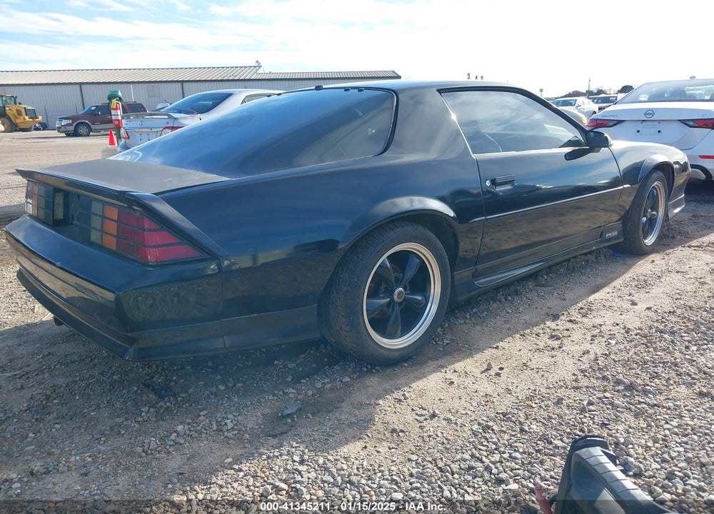 1992 CHEVROLET CAMARO RS VIN: 1G1FP23E4NL163886