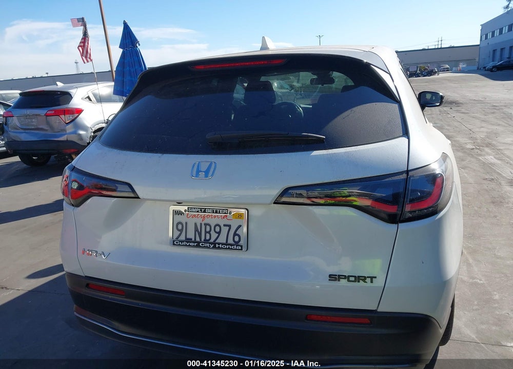 2024 HONDA HR-V 2WD SPORT/2WD SPORT W/O BSI VIN: 3CZRZ1H58RM739303