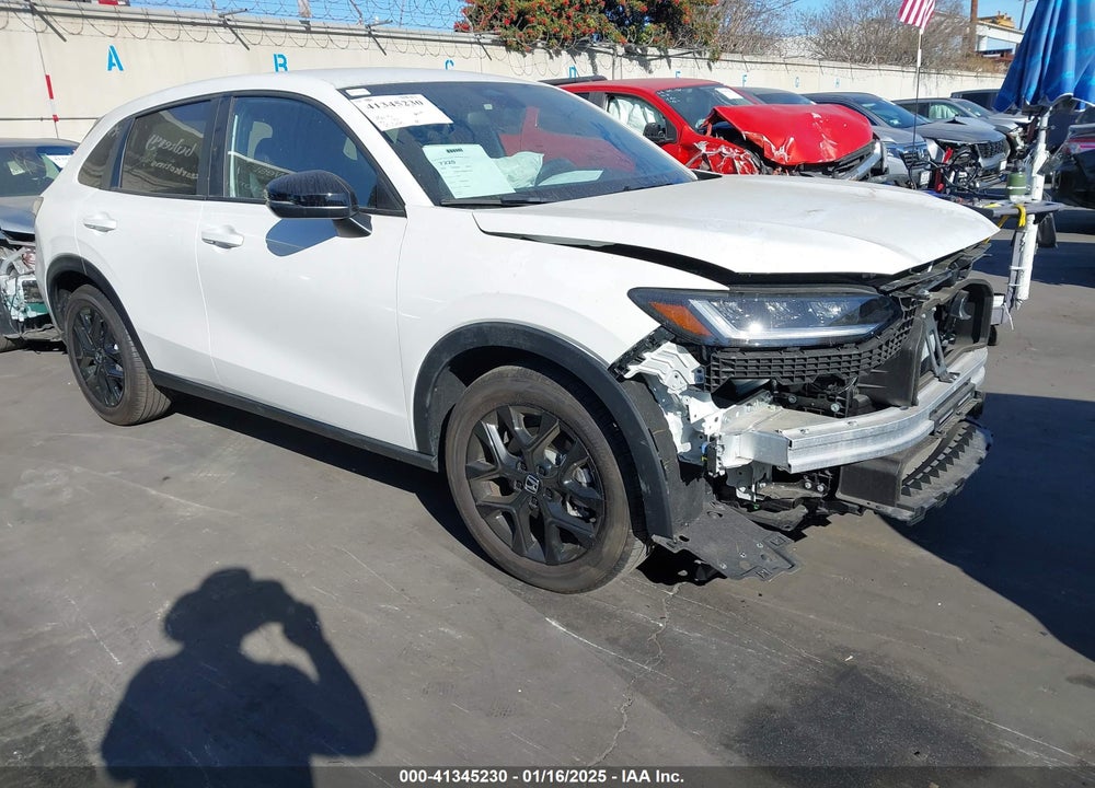 2024 HONDA HR-V 2WD SPORT/2WD SPORT W/O BSI VIN: 3CZRZ1H58RM739303