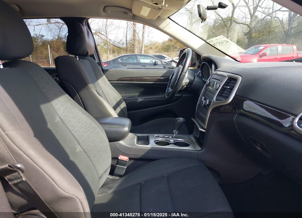 2013 JEEP GRAND CHEROKEE VIN: 1C4RJEAG0DC616413