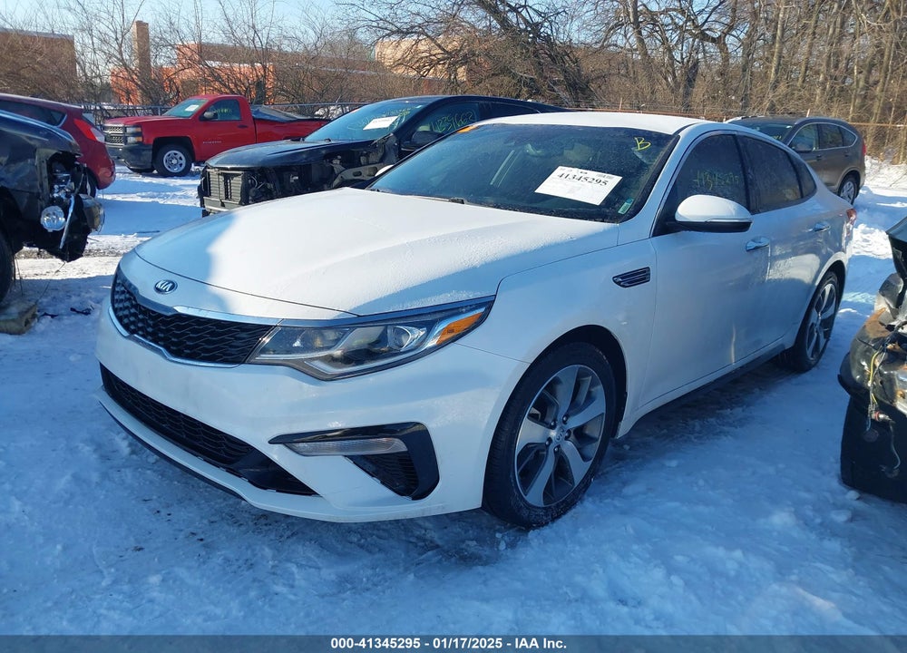2019 KIA OPTIMA VIN: 5XXGT4L33KG354468
