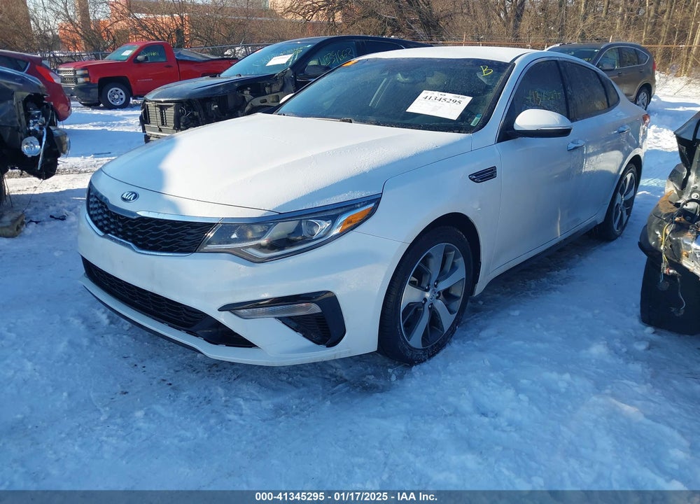 2019 KIA OPTIMA VIN: 5XXGT4L33KG354468
