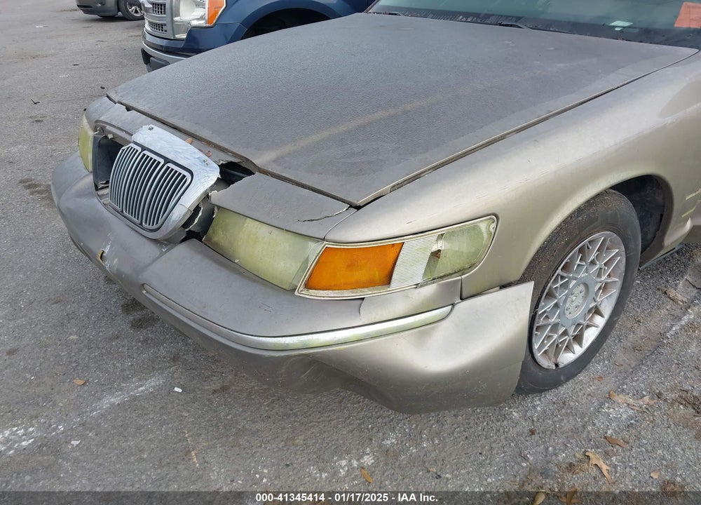 2002 MERCURY GRAND MARQUIS GS VIN: 2MEFM74W22X620731