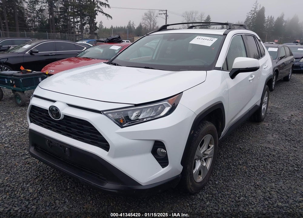 2019 TOYOTA RAV4 XLE VIN: 2T3P1RFV2KW027153