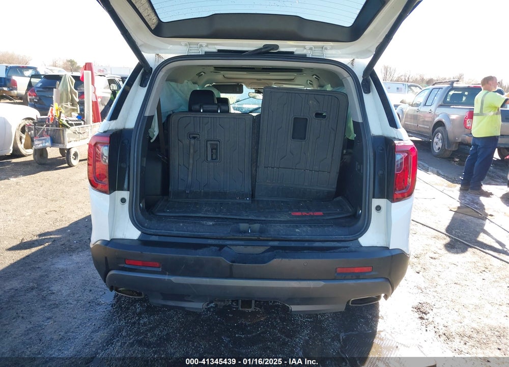 2022 GMC ACADIA AWD AT4 VIN: 1GKKNLLS8NZ125747