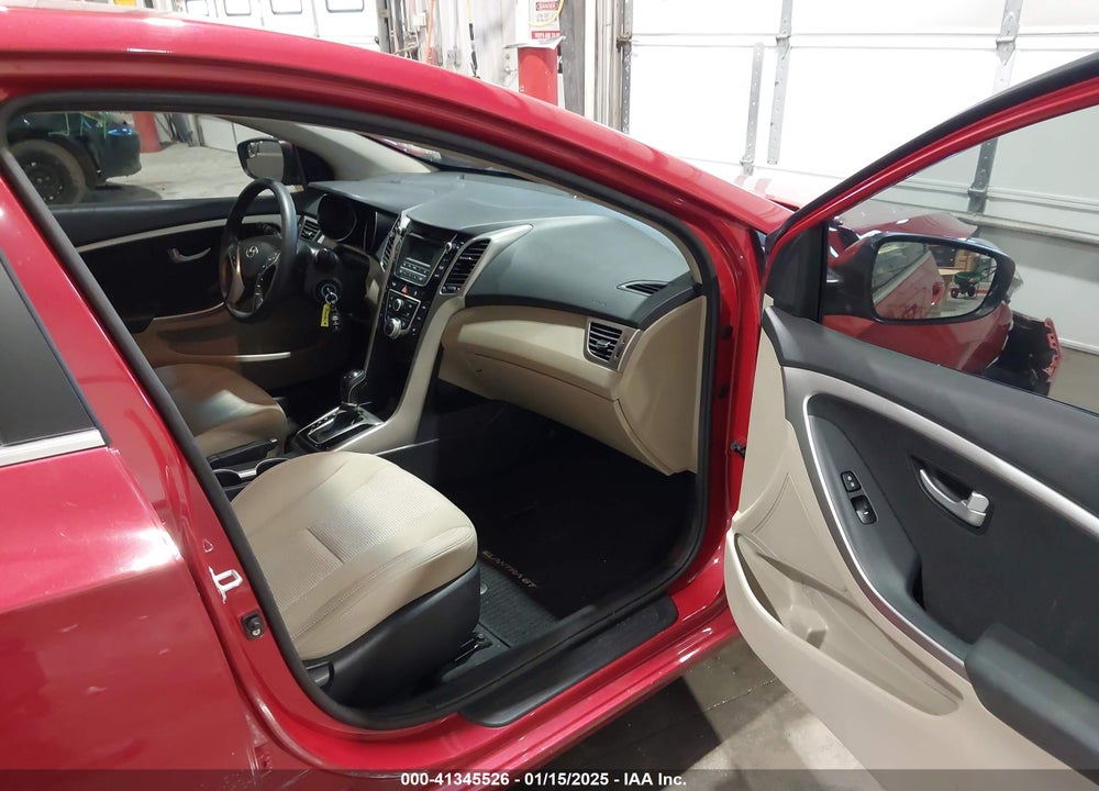 2016 HYUNDAI ELANTRA GT VIN: KMHD35LH6GU272655