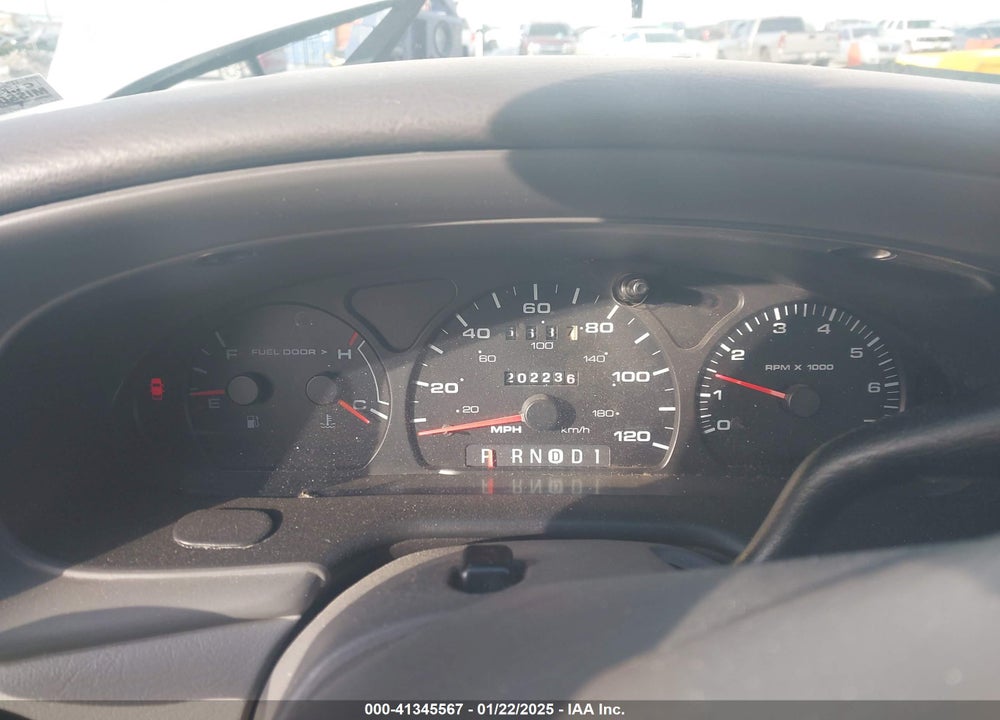 2003 FORD TAURUS SES VIN: 1FAFP55223G158113