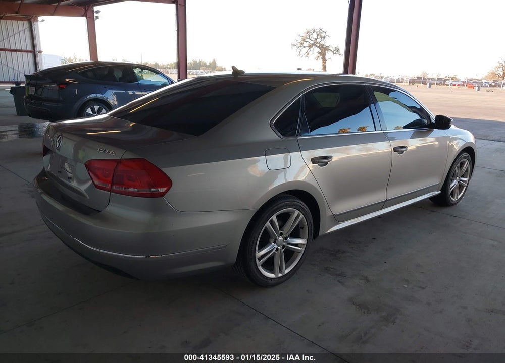 2013 VOLKSWAGEN PASSAT 2.0L TDI SEL PREMIUM VIN: 1VWCN7A30DC014188