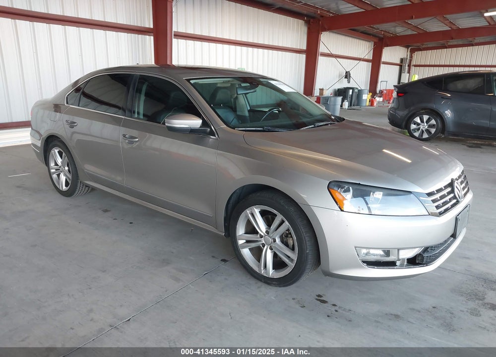 2013 VOLKSWAGEN PASSAT 2.0L TDI SEL PREMIUM VIN: 1VWCN7A30DC014188