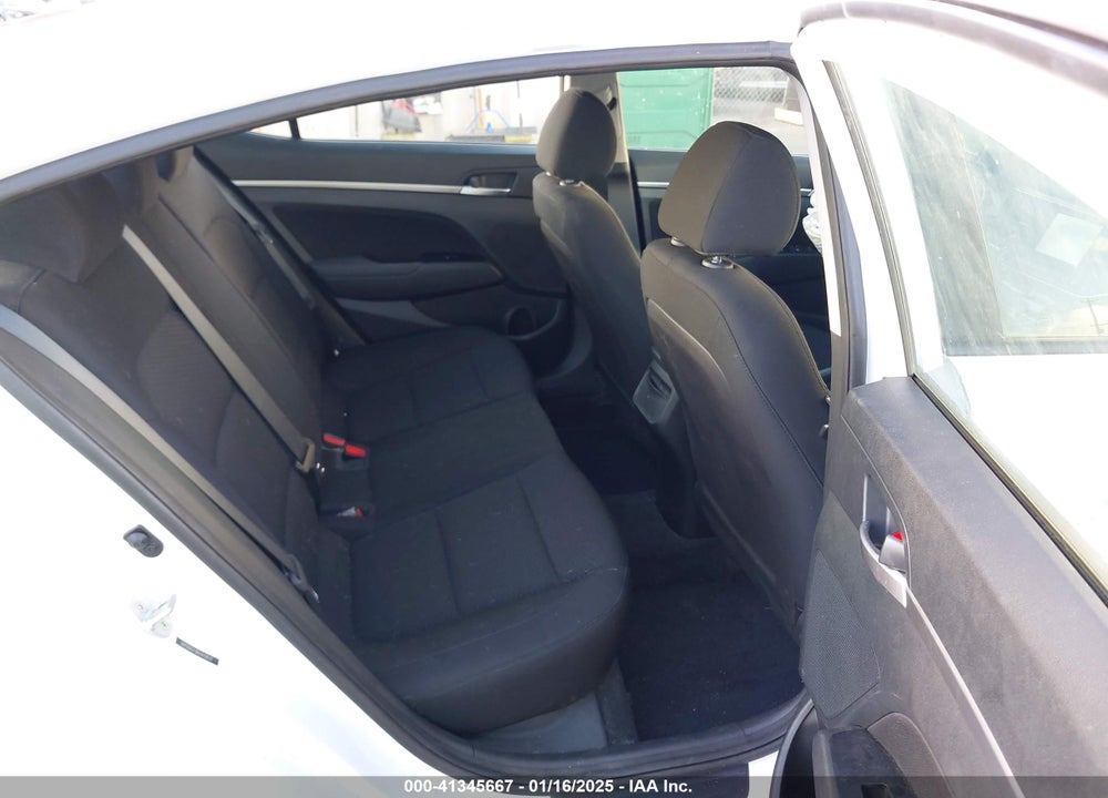 2019 HYUNDAI ELANTRA VIN: 5NPD84LF8KH442631