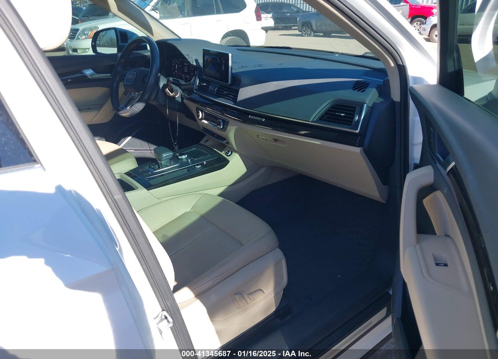 2018 AUDI Q5 VIN: WA1BNAFY7J2217672