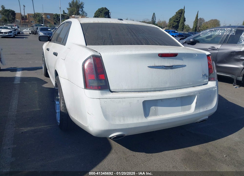 2014 CHRYSLER 300 VIN: 2C3CCABG0EH235784