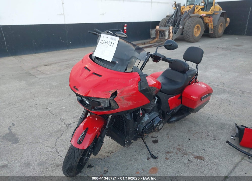 2023 INDIAN MOTORCYCLE CO. CHALLENGER DARK HORSE VIN: 56KLCCRR7P3415827