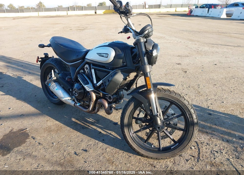 2020 DUCATI SCRAMBLER DESERT SLED VIN: ML0KAFPM3LT002748