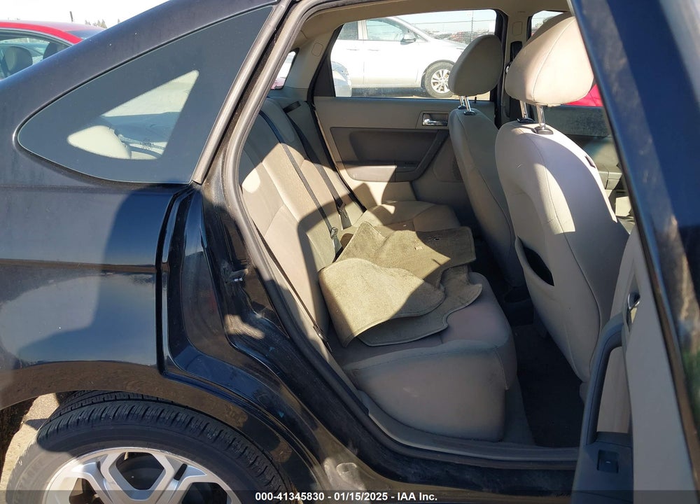 2008 FORD FOCUS VIN: 1FAHP35N88W110717
