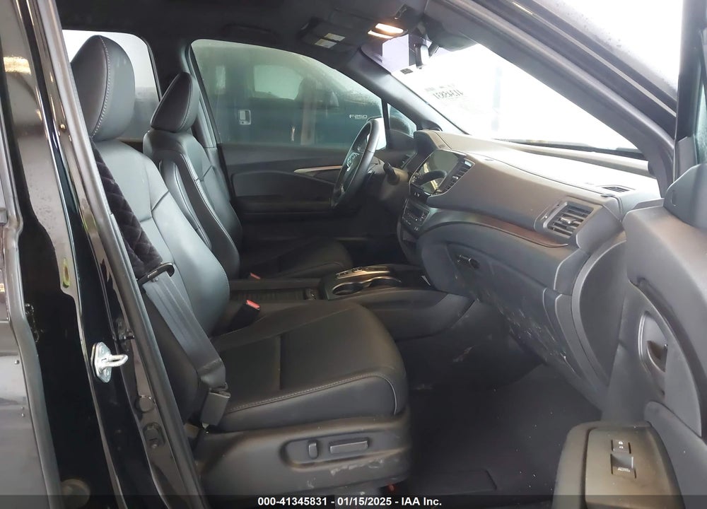 2023 HONDA PASSPORT AWD EX-L VIN: 5FNYF8H57PB015431