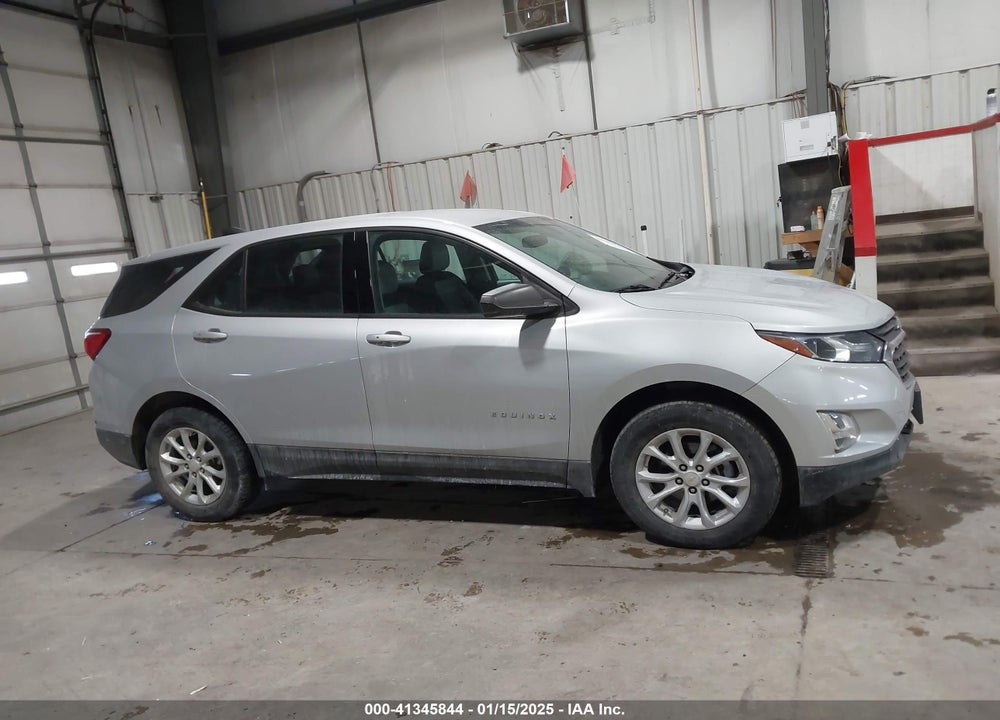 2018 CHEVROLET EQUINOX LS VIN: 2GNAXHEV2J6142109