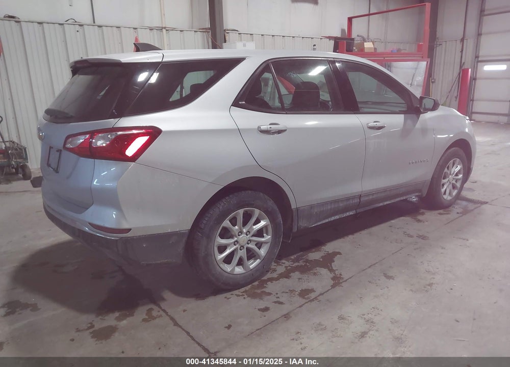 2018 CHEVROLET EQUINOX LS VIN: 2GNAXHEV2J6142109