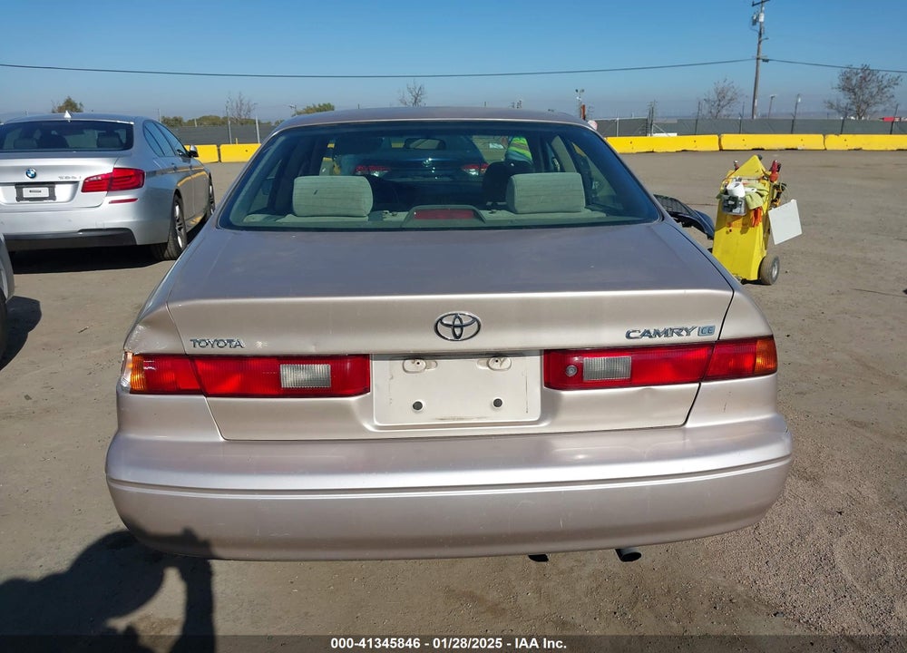 1999 TOYOTA CAMRY CE VIN: 4T1BG22K3XU512283