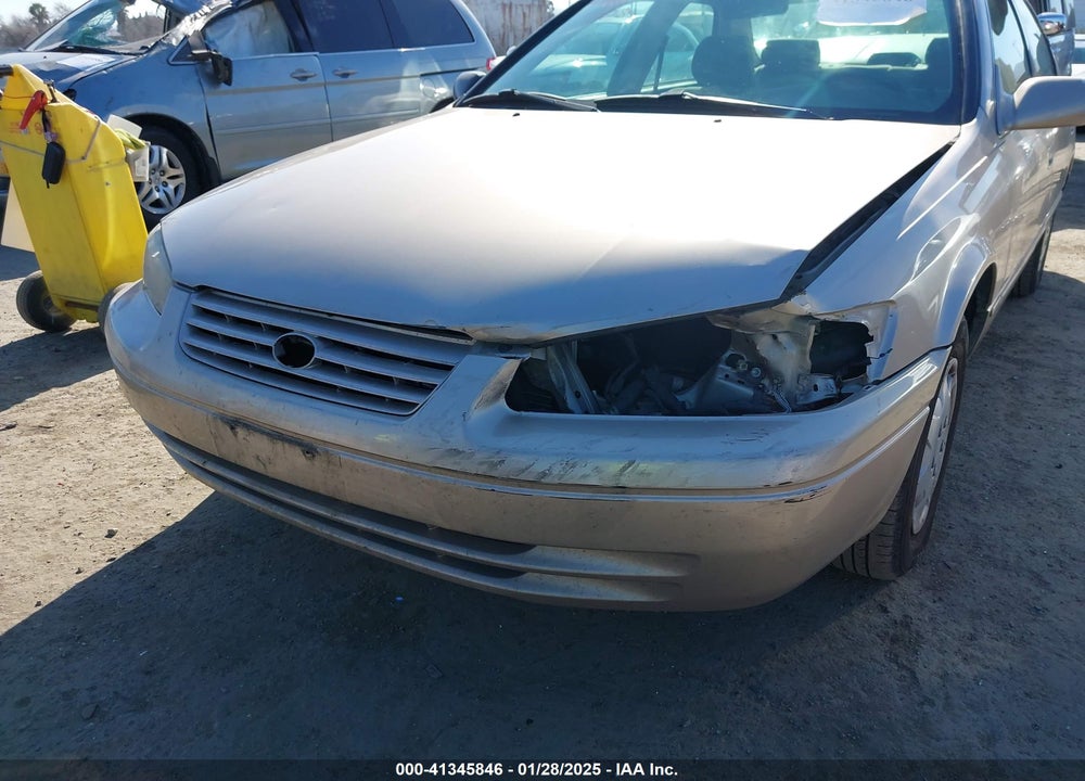 1999 TOYOTA CAMRY CE VIN: 4T1BG22K3XU512283