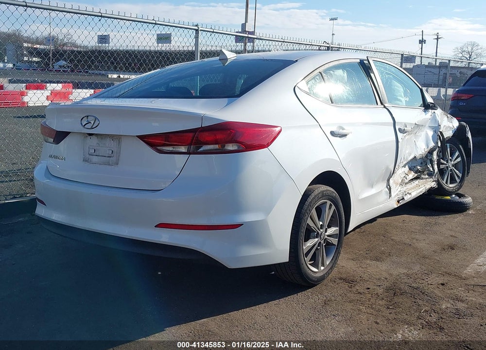 2018 HYUNDAI ELANTRA VIN: 5NPD84LF1JH364448
