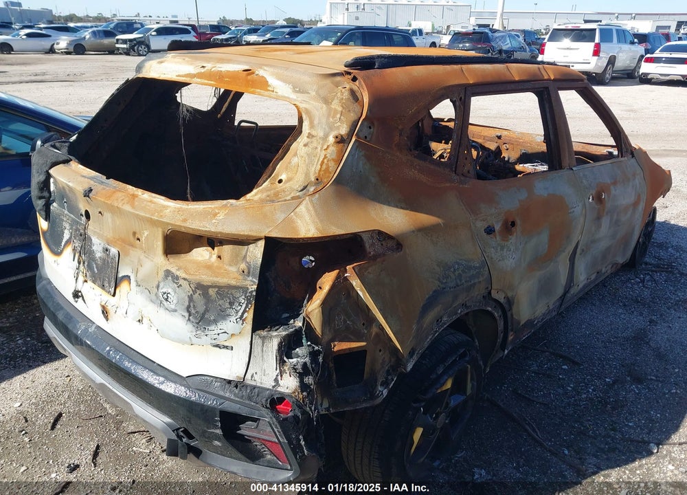 2024 KIA SELTOS VIN: KNDERCAA5R7600456