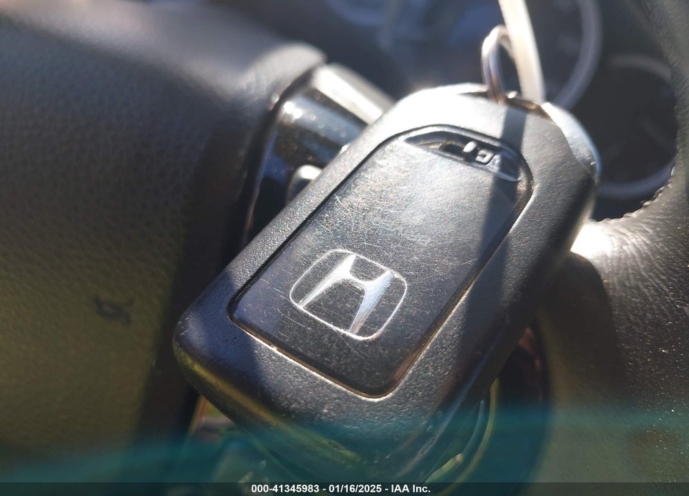 2016 HONDA ACCORD VIN: 1HGCR2F99GA208856