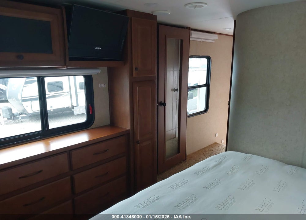 2011 HEARTLAND BIGHORN TRAVEL TRAILER VIN: 5SFBG3624BE234482