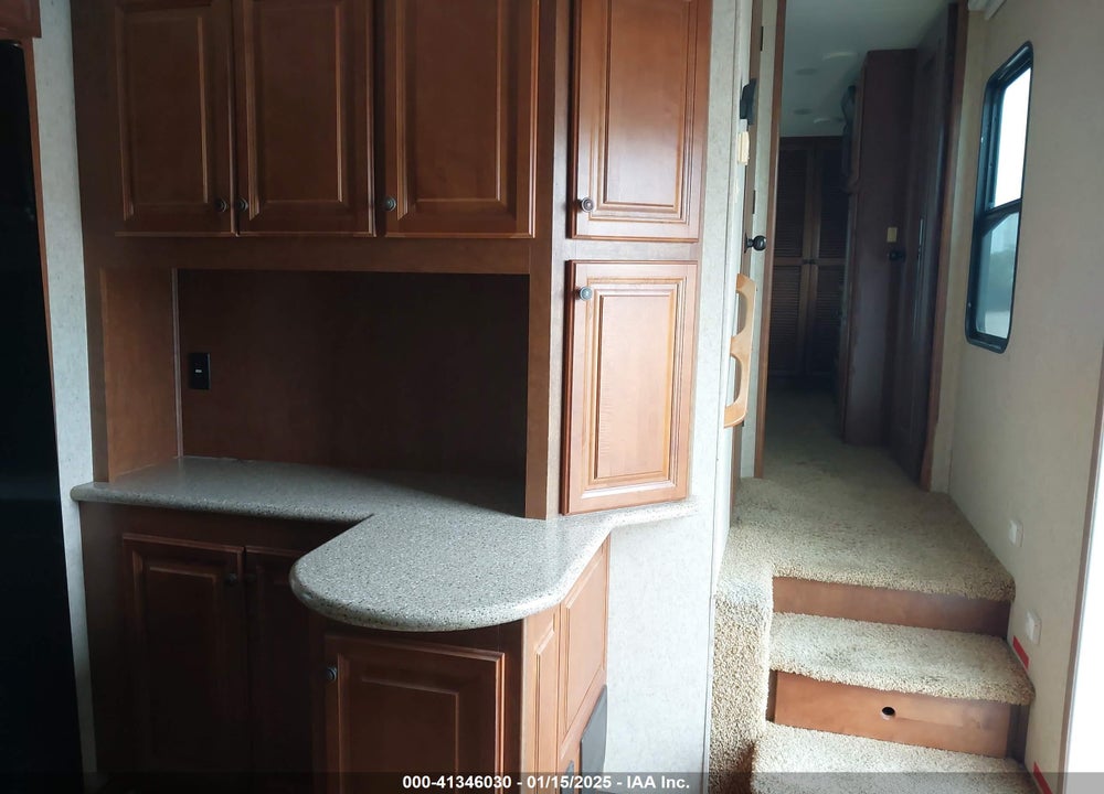 2011 HEARTLAND BIGHORN TRAVEL TRAILER VIN: 5SFBG3624BE234482