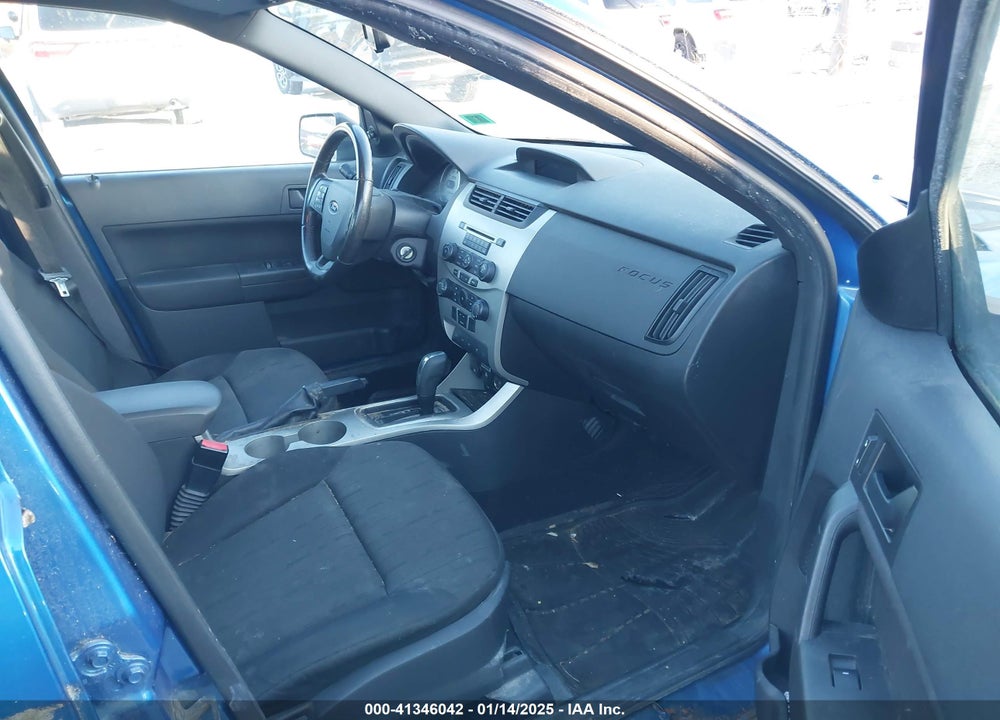 2011 FORD FOCUS SE VIN: 1FAHP3FN4BW128590