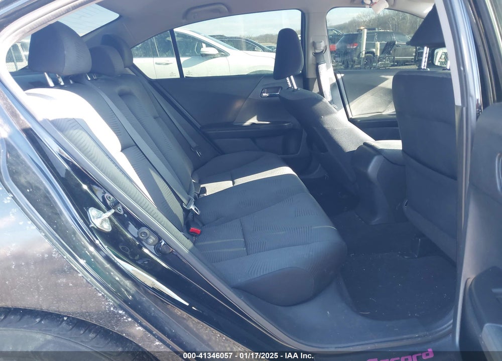 2015 HONDA ACCORD VIN: 1HGCR2F34FA273740