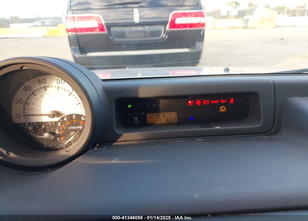 2006 SCION XB VIN: JTLKT324664098555