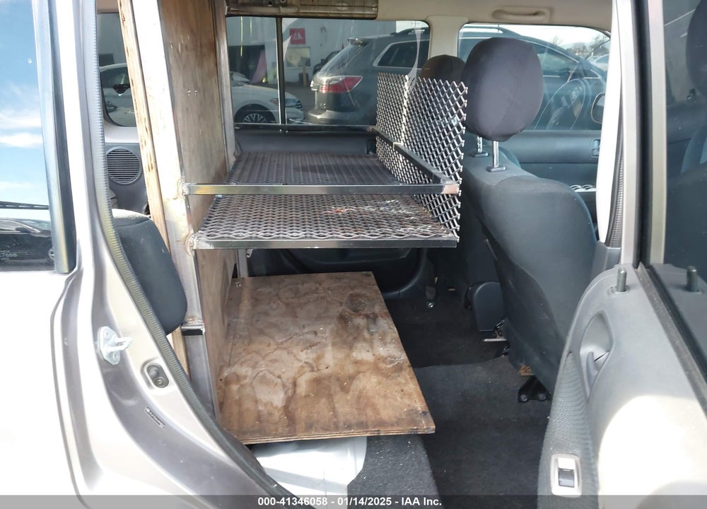 2006 SCION XB VIN: JTLKT324664098555