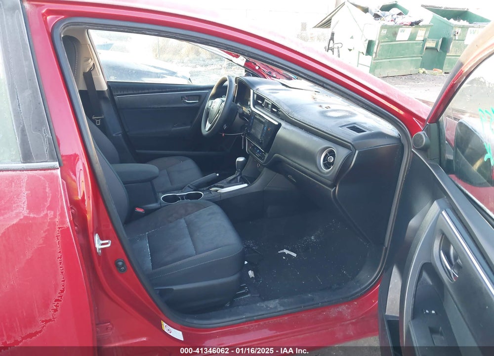 2018 TOYOTA COROLLA VIN: 2T1BURHE0JC068288
