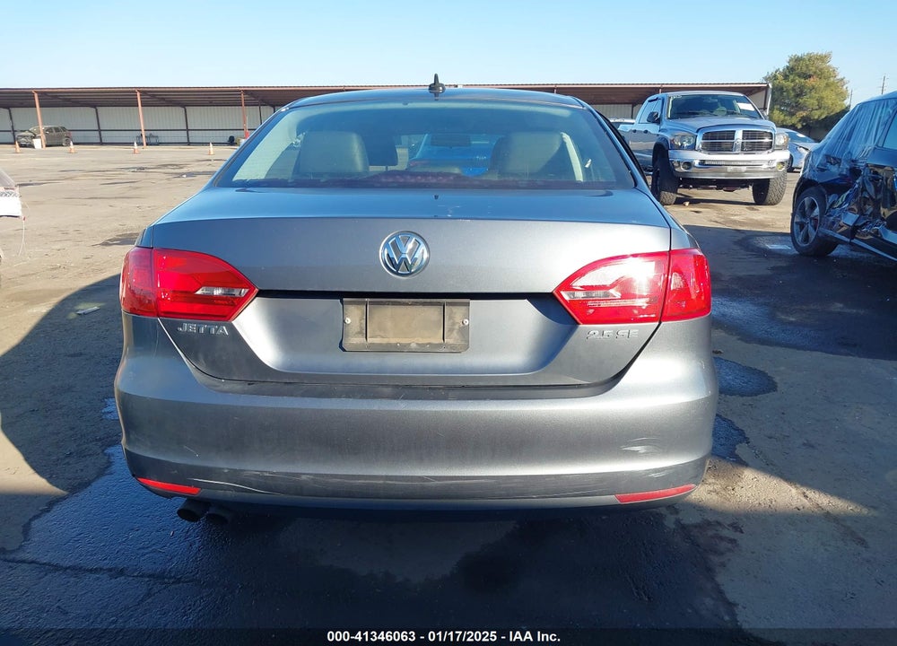 2013 VOLKSWAGEN JETTA VIN: 3VWDP7AJ5DM437716