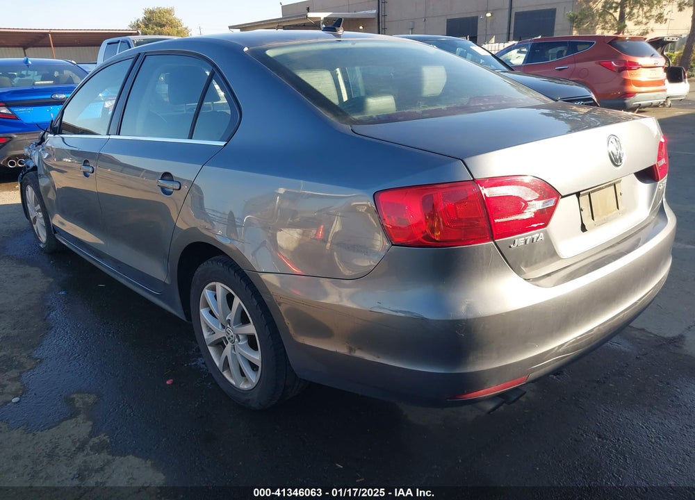 2013 VOLKSWAGEN JETTA VIN: 3VWDP7AJ5DM437716